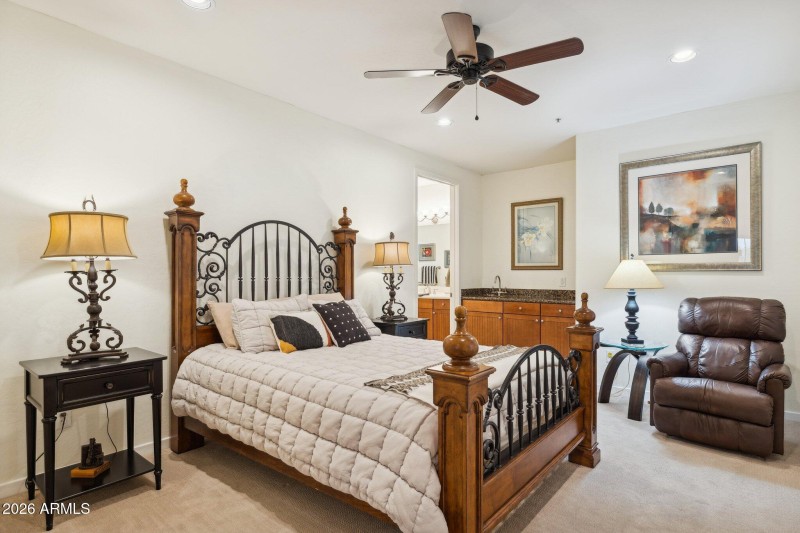 23-web-or-mls-13450-e-via-linda-unit-202