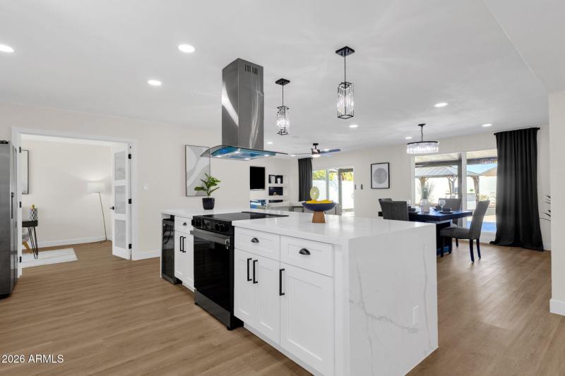 12-web-or-mls-1524-w-mission-ln