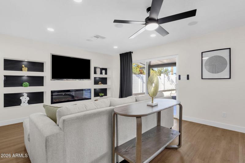 17-web-or-mls-1524-w-mission-ln