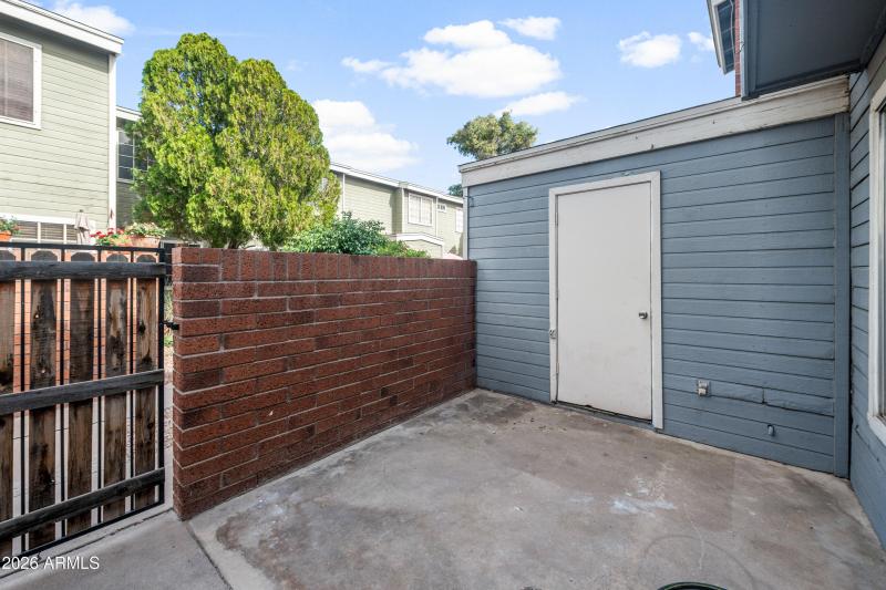 07 - Exterior Storage