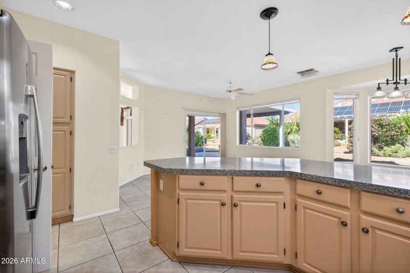 29_15614_W_Futura_Dr26_mls