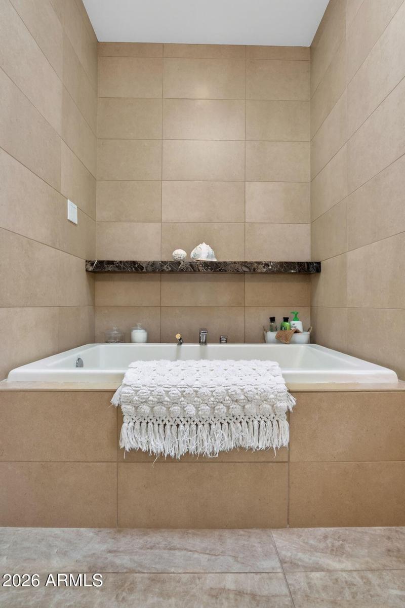 Bathroom 3 - Jacuzzi Tub