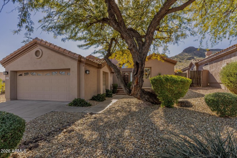 CAD8C324-39B8-411F-931F-10F04E12EBE3