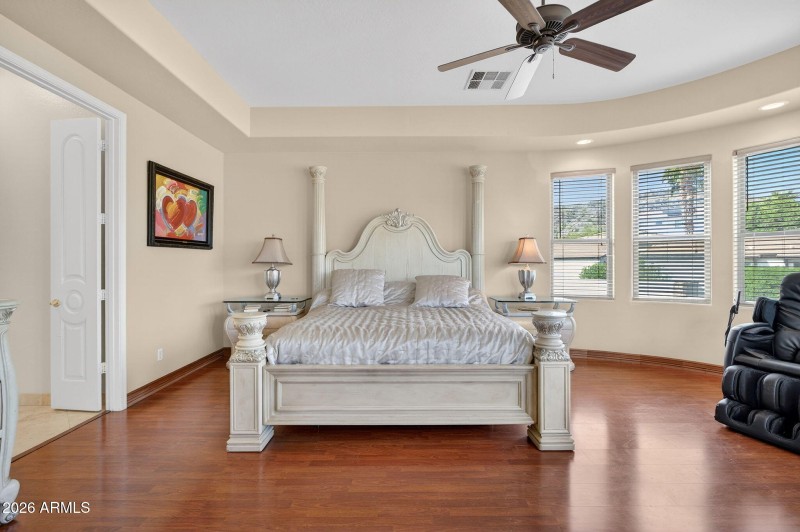 Grand Primary Suite Retreat