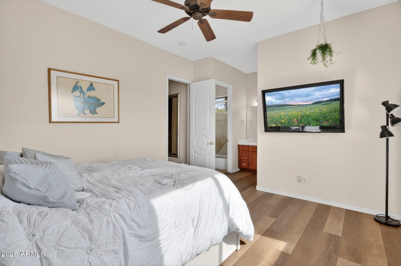 Bright Guest Bedroom Retreat
