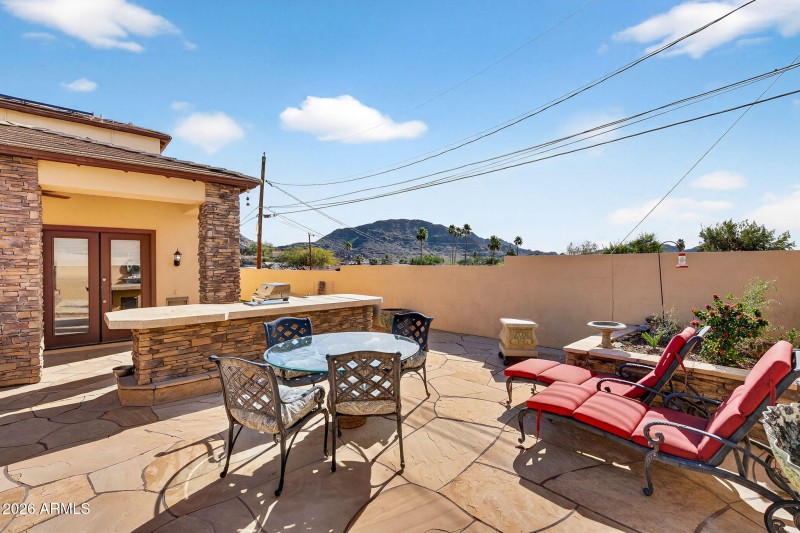 Scenic Patio with Mountain Views