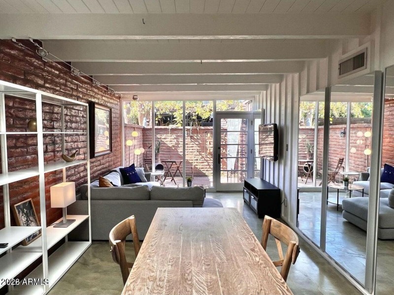 20221217181719576586000000-o