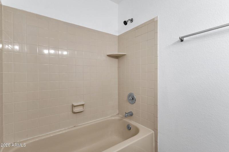 Second master full shower and tub