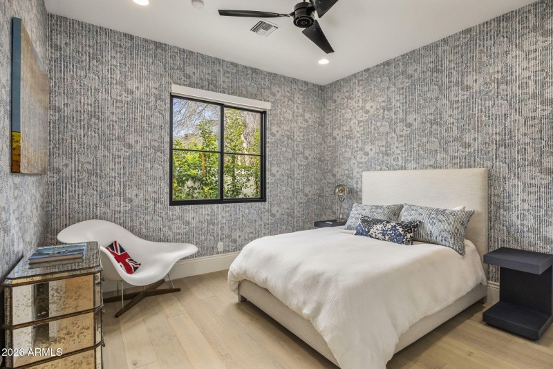 10-web-or-mls-D46A5660