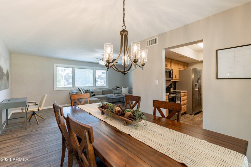 12-web-or-mls-Holbrook-12