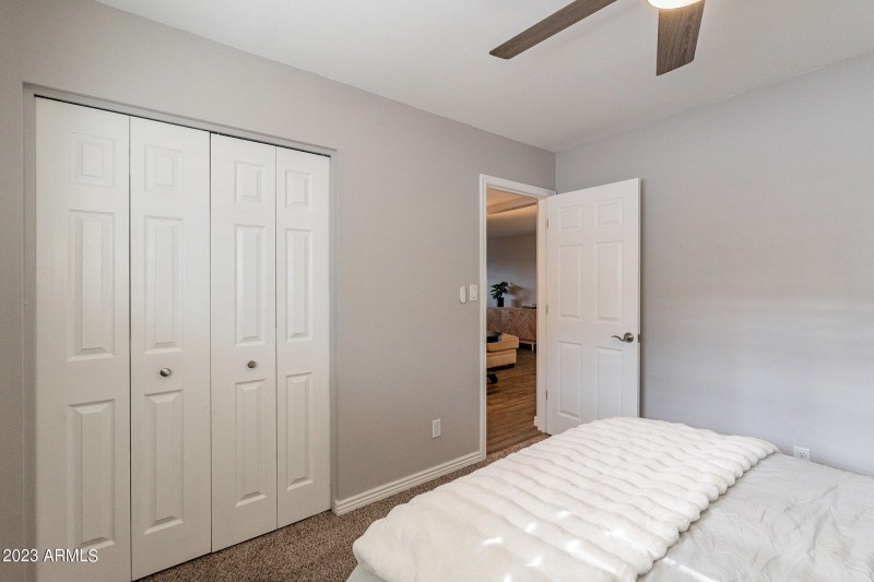 29-web-or-mls-Holbrook-29