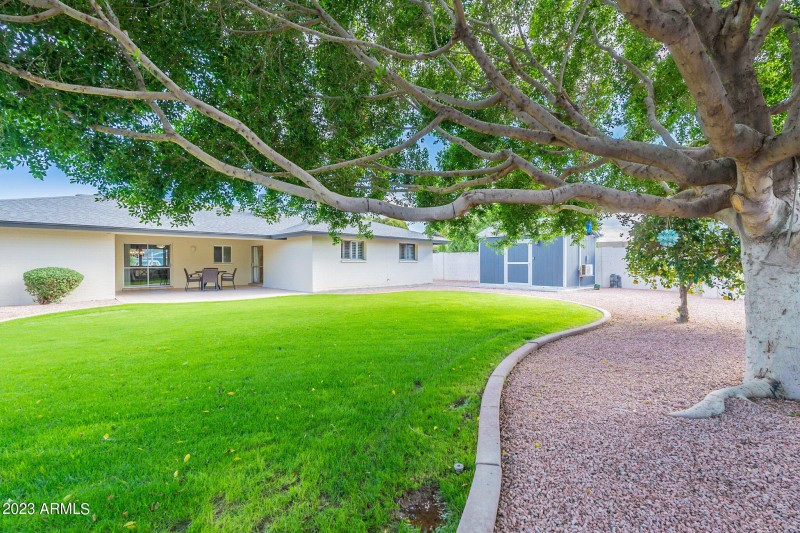 52-web-or-mls-Holbrook-52