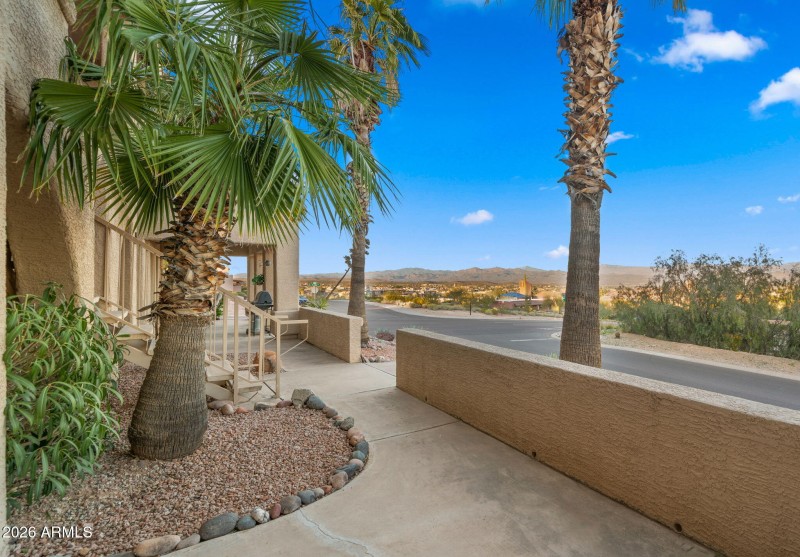 8-web-or-mls-Exterior8