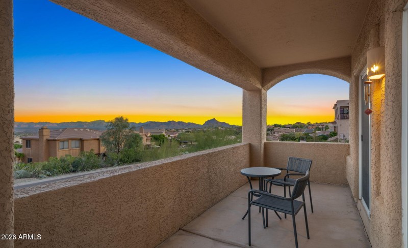 35-web-or-mls-TWILIGHT2