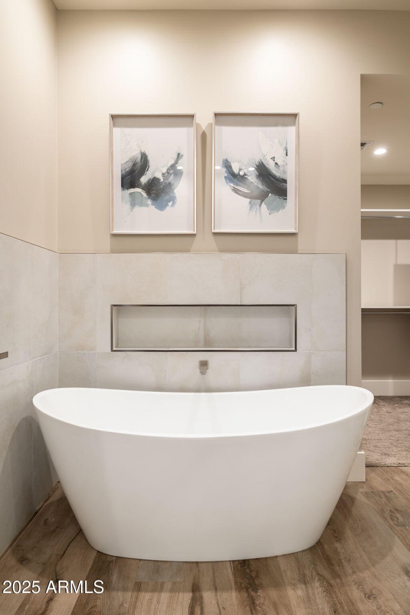 29-web-or-mls-6525-e-cave-creek-rd-31