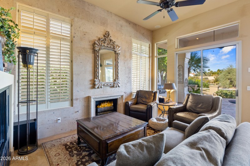 10180 E Cochise Dr Photos-11