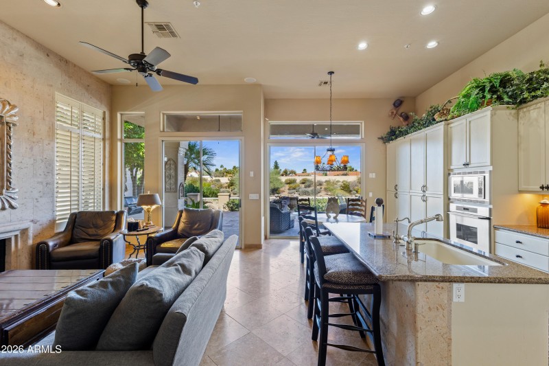 10180 E Cochise Dr Photos-10