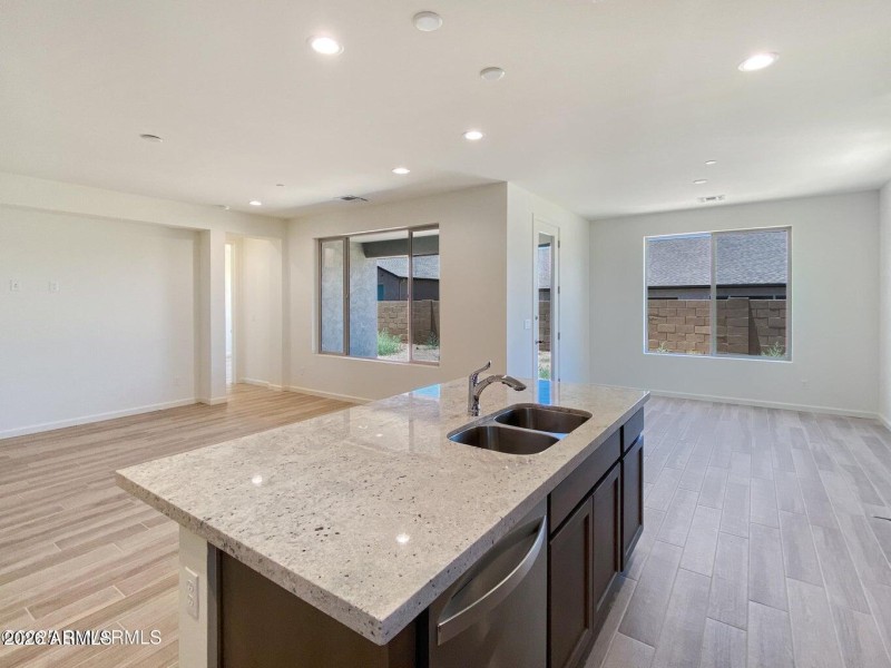 Granite throughout. Large Kitchen islan