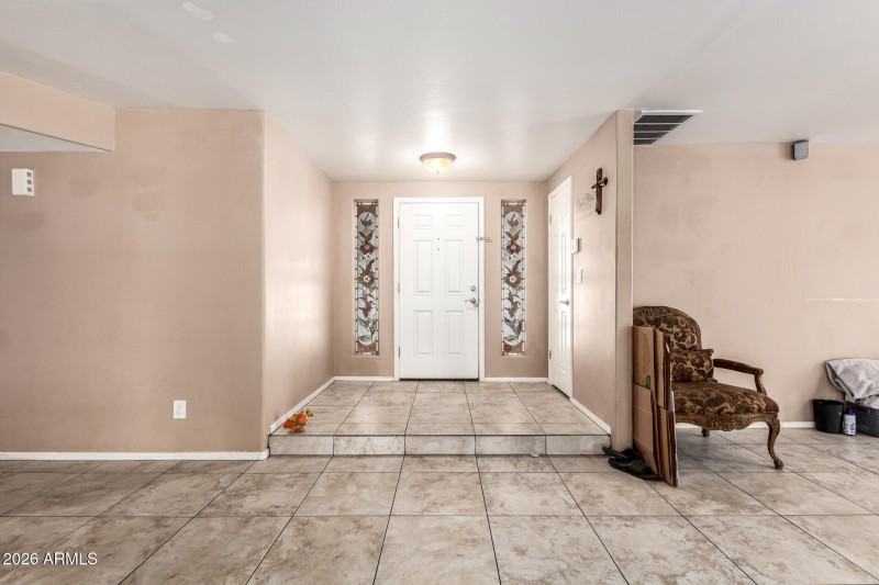 16848 N 40TH AVE, Phoenix, AZ 85053