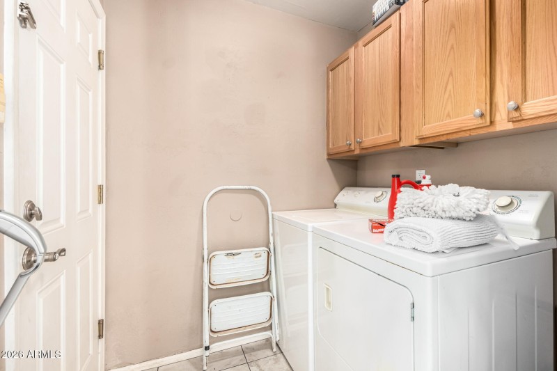 16848 N 40TH AVE, Phoenix, AZ 85053