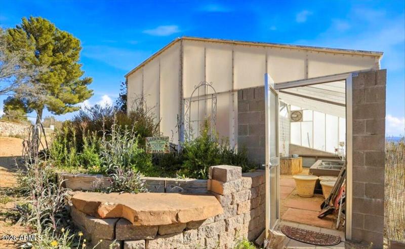 Dedicated Greenhouse