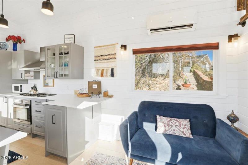 Modern Finishes + Welcoming Design