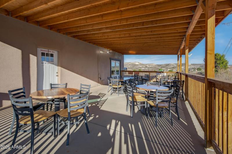 Udderly Divine Cafe & Bakery Camp Verde