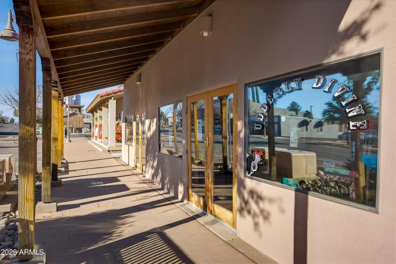 Udderly Divine Cafe & Bakery Camp Verde