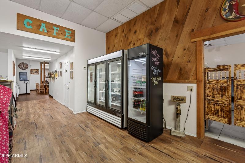 Udderly Divine Cafe & Bakery Camp Verde