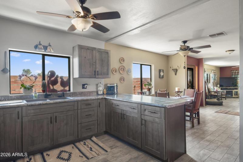 52032 N Mocking Bird Rd00028