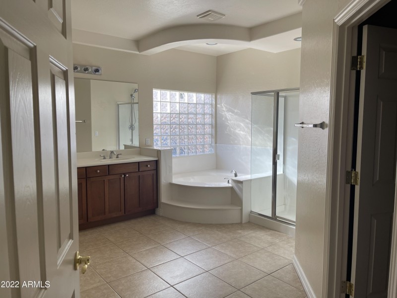 CE3A46DC-D3B9-4D1B-99F3-304ADD056BD0