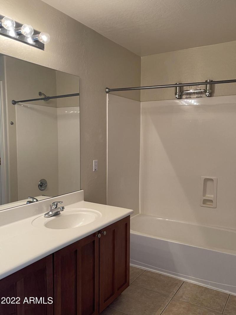 1180AC7D-E8D0-4150-ADA5-5825C9F55C4B