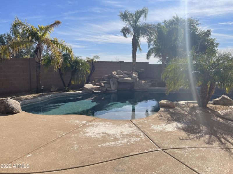 337D47DB-753E-4875-92A7-B0B9495B0F57