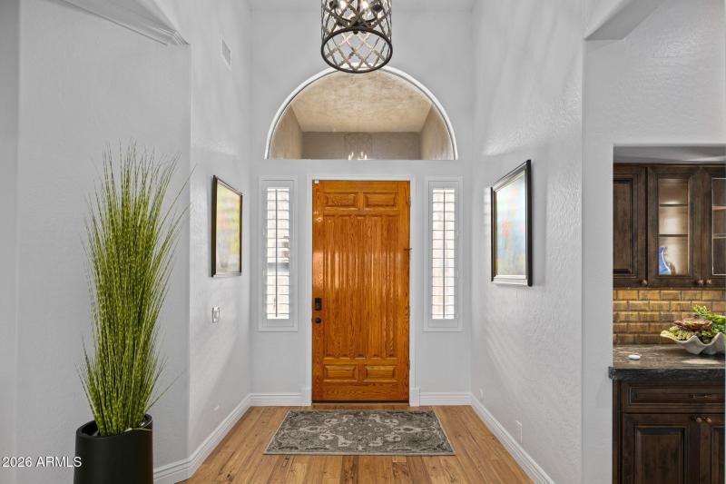 005_Entry Foyer