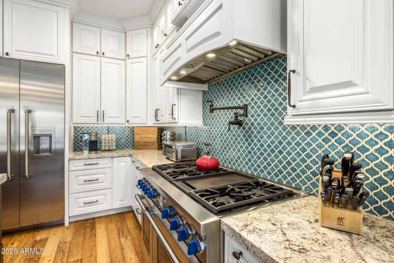 014_Luxury Kitchen Details