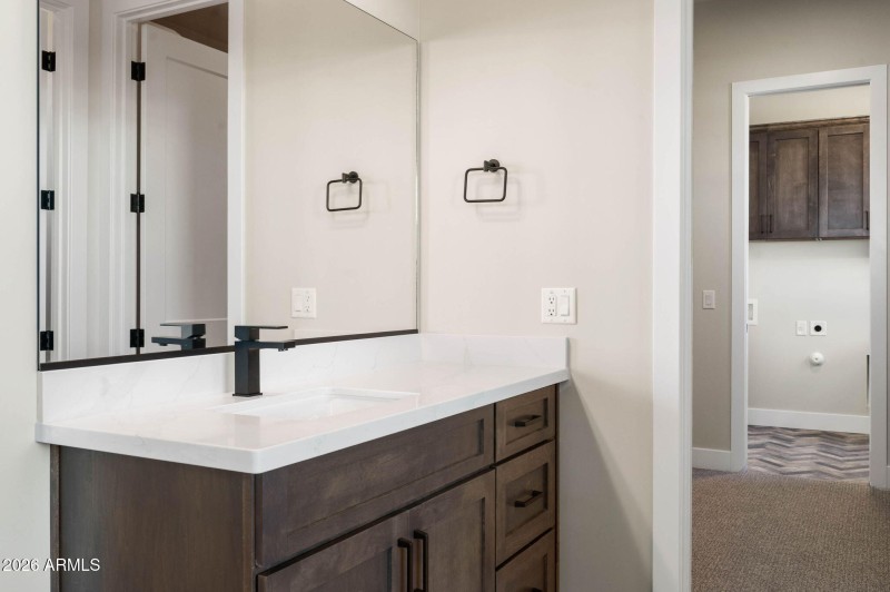 38-Primary Bathroom (6)