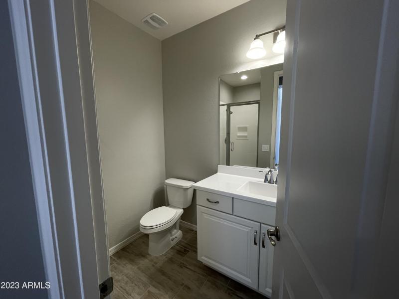 1042BBFD-1F4A-4614-8309-2546956622C2