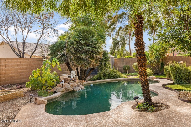 2229 S 82nd Ln Phoenix - 365