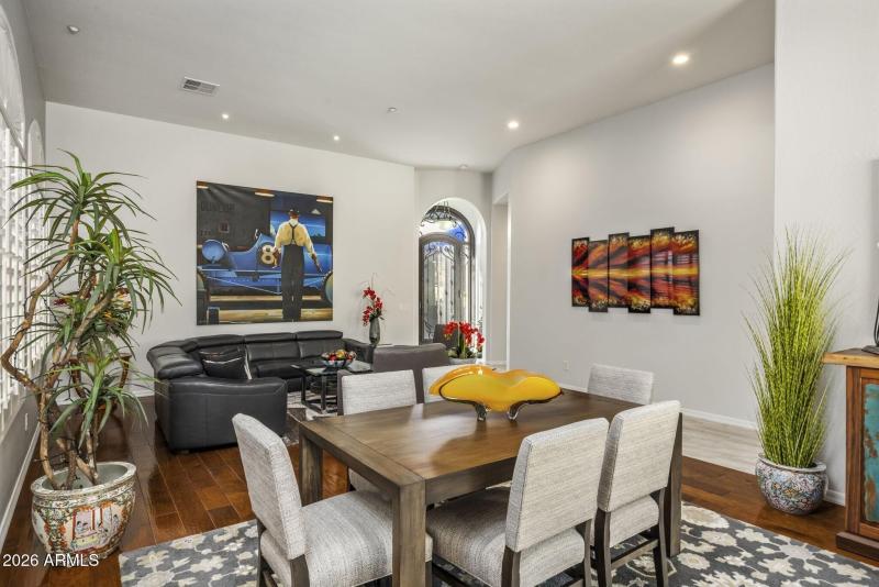 009_Formal Living and Dining