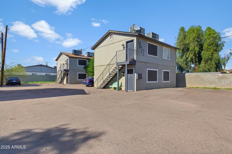 4-custom-1022 N 22nd Pl-4