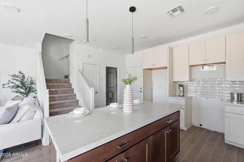 14-web-or-mls-014_ListerPros