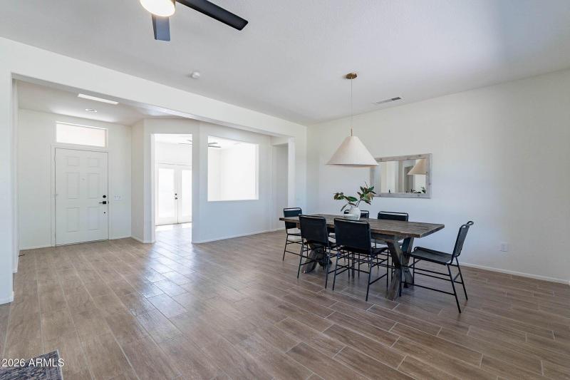 9-web-or-mls-Las Vegas-9