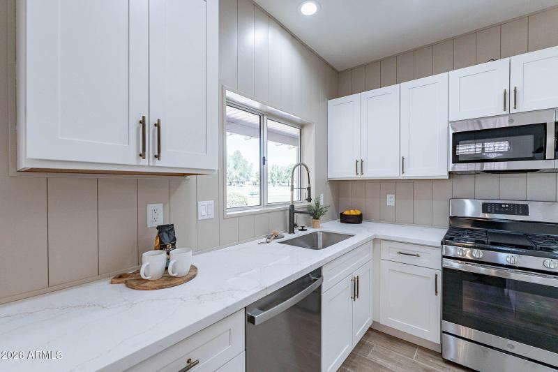 17-web-or-mls-Las Vegas-17