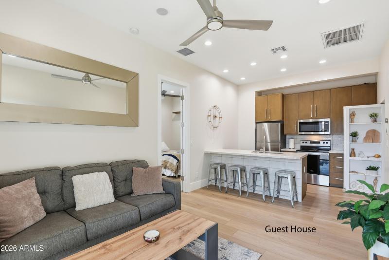 38-37913N14thave-149 2