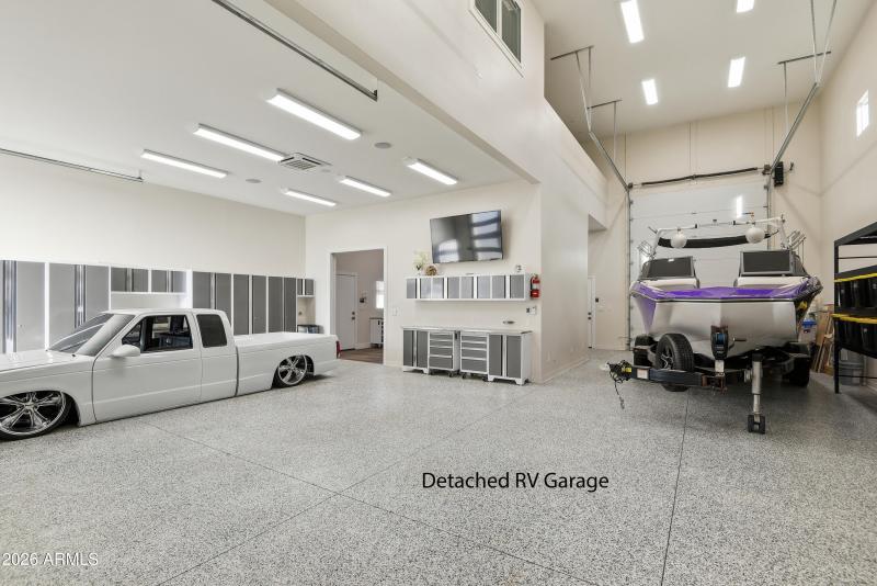 46-37913N14thave-245 2