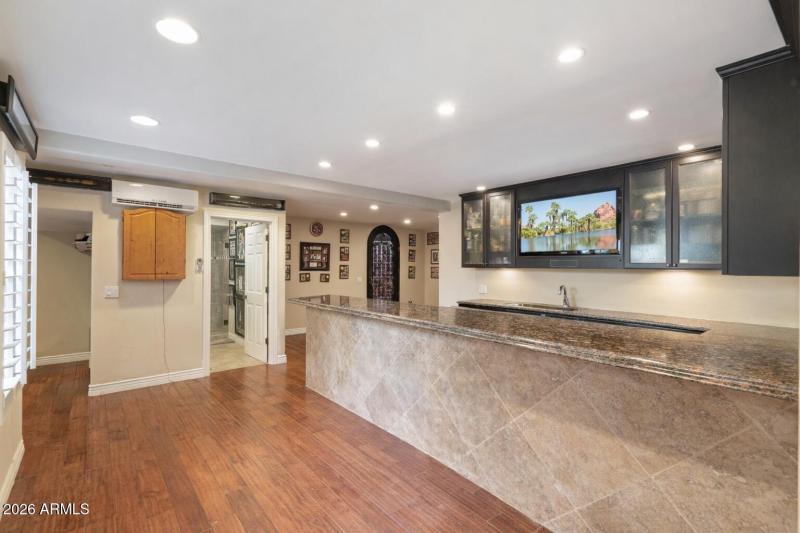 FBF02B7F-4F93-4E8D-9331-F10C224383B2