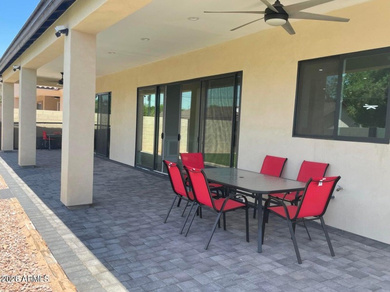 20220522003712980884000000-o