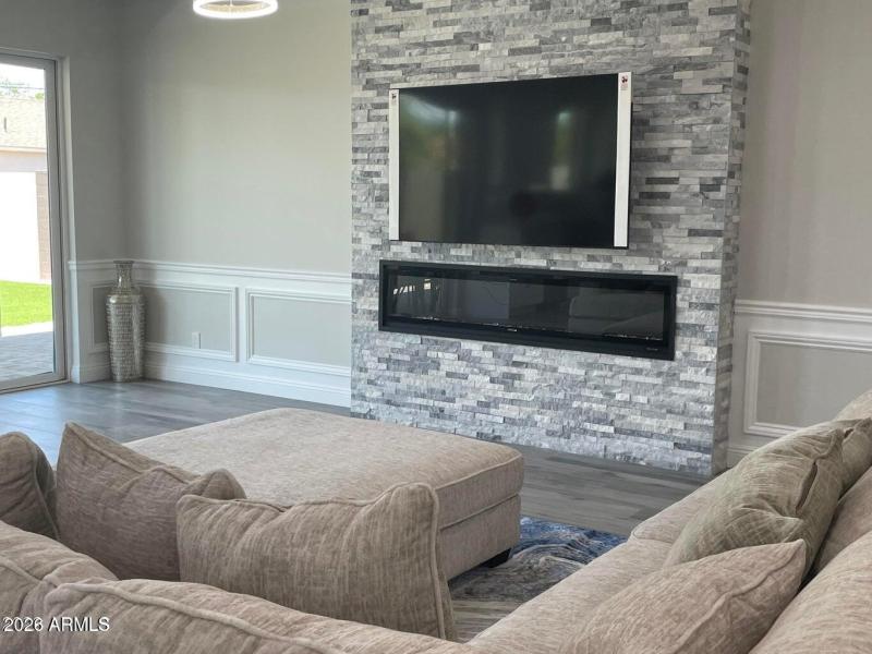 20220522004408551885000000-o