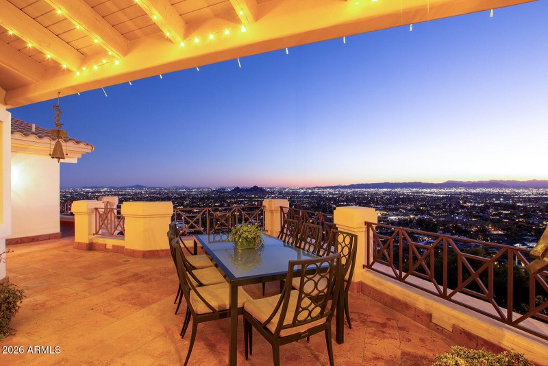 COVERED DINING OFF FAMILY ROOM/KITCHEN