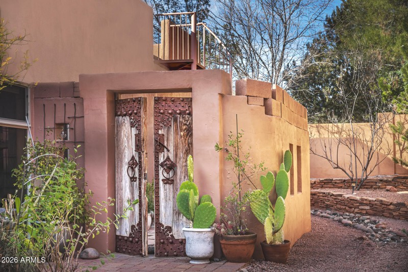 11 PRIVATE PATIO ENTRY